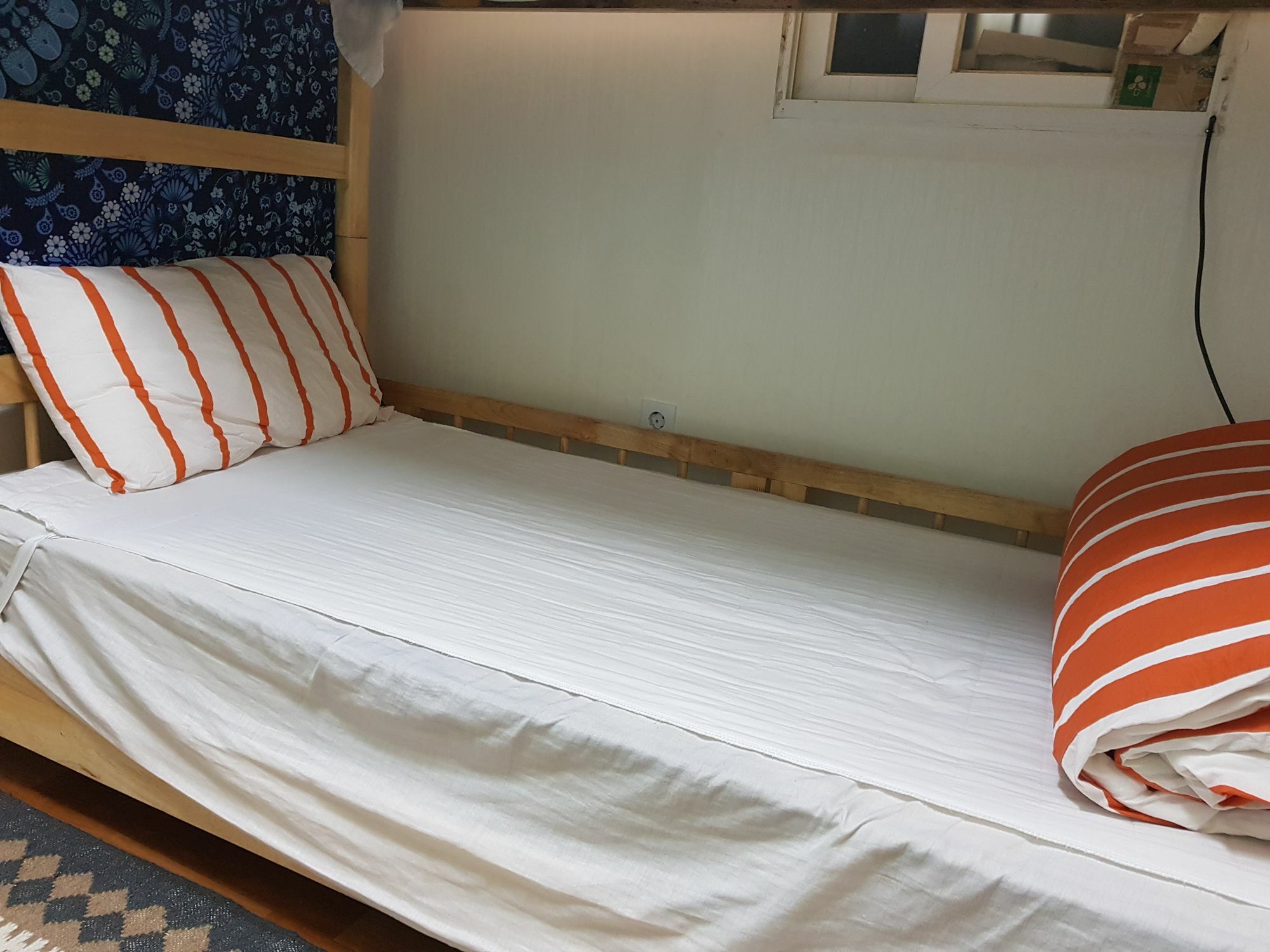 Jinho'S Black Whale Guest House & Bar Сеул Екстериор снимка